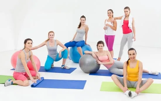 Ottenere cosce sottili con esercizi di Pilates o Girotonic: scopri le migliori routine per tonificarle senza sforzi!