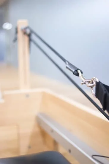 Migliora la tua postura e rafforza i tuoi muscoli con Pilates per ottenere benefici fisici e mentali duraturi