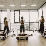 Scopri il tempo stimato per ogni sessione di Pilates e trova la durata perfetta per la tua routine di allenamento