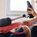 Scegli calzini antiscivolo e traspiranti per un'esperienza di pilates sicura e confortevole