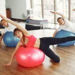 Scopri come utilizzare un Reformer Pilates con Torre per ottenere una migliore resistenza e flessibilità del corpo