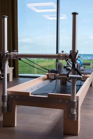 Scegliere la dimensione della palla Pilates: consigli su come selezionarla al meglio