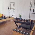 Scopri quali scuole offrono corsi di Basi o Stott Pilates e prendi una decisione informata per il tuo percorso di formazione
