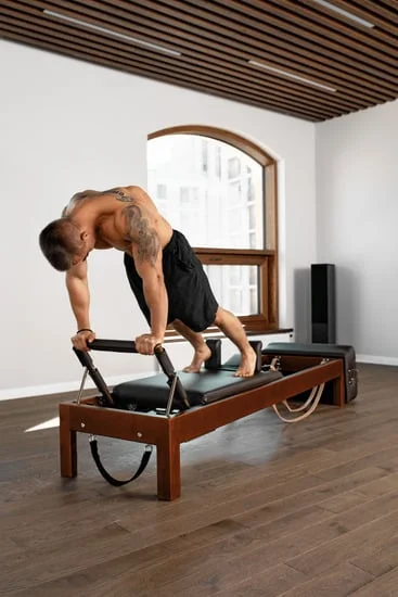 Scopri come aprire un centro Pilates da zero in pochi passi: segui i nostri consigli esperti!