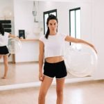Rafforza le tue anche con Pilates, una ginnastica ideale anche per chi soffre di mal di schiena
