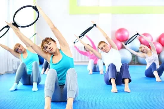 Sfrutta al meglio l'anello Pilates con la nostra guida completa su come usare l'anello Pilates correttamente