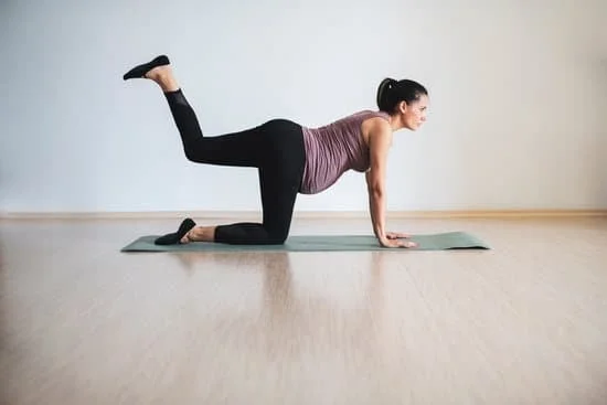 Allenati a casa con il Pilates corpo libero: miglioramento del tuo benessere fisico grazie a esercizi senza attrezzi