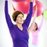 Pilates Al Muro Principianti Scopri come eseguire correttamente esercizi di Pilates al muro per principianti e ottenere risultati efficaci