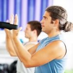 Pilates per una pancia piatta: rafforzamento addominale e postura corretta per ottenere risultati duraturi