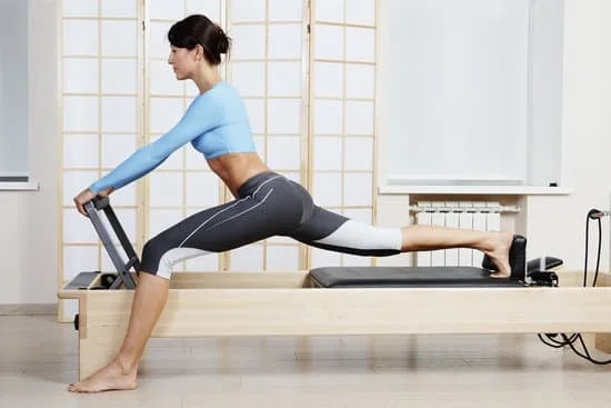 Scopri una vasta selezione di attrezzi per pilates su Decathlon, la tua destinazione per la pratica di questa disciplina