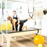 I migliori esercizi con la barra Pilates per tonificare il corpo e migliorare la flessibilità