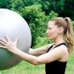 Esercizi Pilates a Casa Scopri come eseguire efficaci esercizi Pilates a casa per migliorare la tua salute e forma fisica