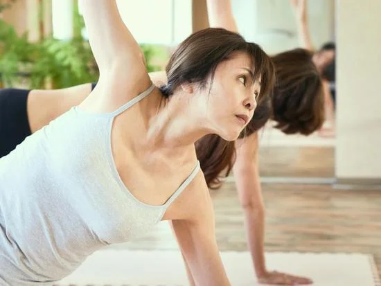 Migliora la tua posizione con il pilates: scopri i benefici per il corpo e l'equilibrio