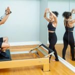 Acqua Pilates Tonifica i muscoli e migliora la flessibilità con l'acqua Pilates, l'allenamento ideale per mantenersi in forma e rilassati