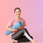 Scarica gratuitamente il PDF con gli esercizi di Pilates al muro per migliorare la tua pratica