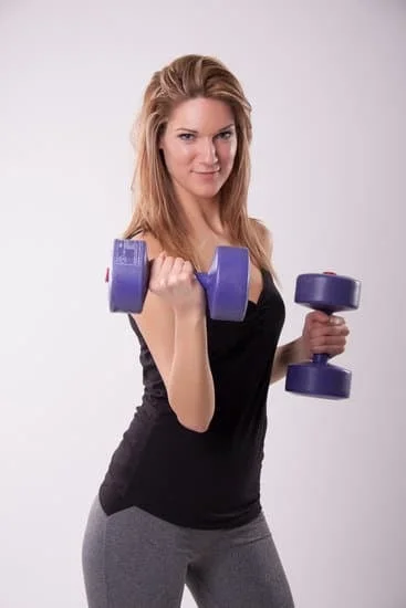 Tonifica le tue braccia e migliora la tua flessibilità con esercizi specifici di Pilates per le braccia