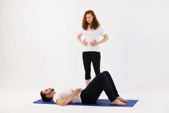 Tonifica i muscoli e aumenta la flessibilità con il Pilates elastico, un'alternativa innovativa per un allenamento completo