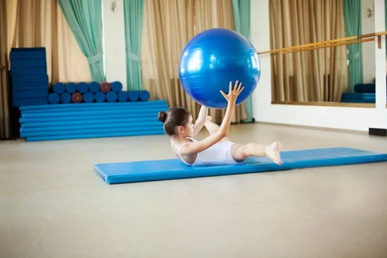 Rafforza la tua colonna vertebrale: scopri i benefici del Pilates per la cervicale e migliora la tua postura