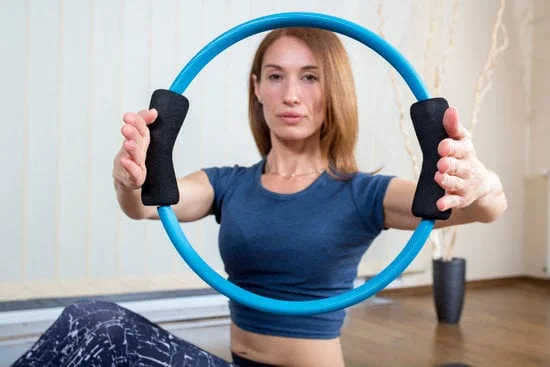 Scopri i nostri cerchi per Pilates, l'accessorio ideale per rendere i tuoi allenamenti ancora più efficaci e intensi!
