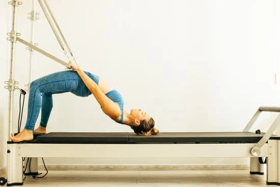 Pilates a Venezia: scopri i benefici di questa pratica olistica per rilassare mente e corpo nella splendida città lagunare