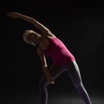 Decidi quale esercizio è meglio per te: scopri se preferisci il rilassamento del yoga o gli intensi benefici del pilates!