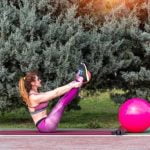 Pilates a muro: scopri come questo innovativo metodo funziona per rafforzare e tonificare il tuo corpo in modo efficace!