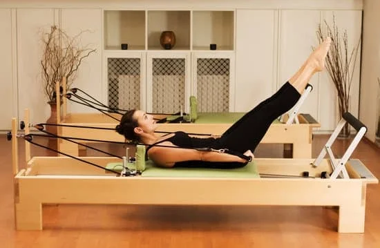 Scopri le macchine usate nel Pilates: prendi cura del tuo corpo con attrezzi specializzati e migliorane la forma fisica