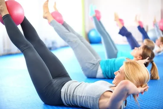 Scopri quanto guadagna un istruttore di Pilates a Londra e quali fattori influenzano il salario