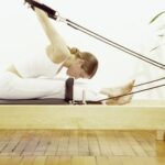 Nomi Esercizi Pilates Nomi esercizi Pilates: 5 movimenti efficaci per migliorare la postura e la stabilità