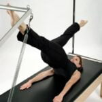 Esercizi di Pilates per tonificare il lato B a Bergamo