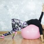 Pilates dolce con Silvia: rilassati e rinforza il corpo con questa pratica delicata