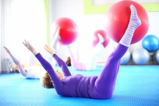 Esercizi di Pilates per donne in gravidanza: consigli e benefici per una gravidanza in salute