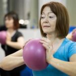 Esercizi Pilates per rafforzare la tua ANCA, migliorando la tua postura e flessibilità