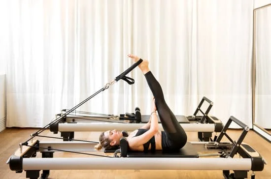 Scopri le migliori immagini pilates stilizzate per ispirare la tua pratica quotidiana