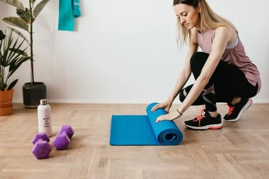 Esercizi Pilates per noi: tonifica il corpo, migliora la postura e la flessibilità
