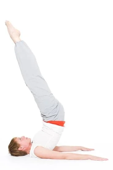 Scopri gli esercizi di Pilates con elastico per tonificare e rafforzare il corpo