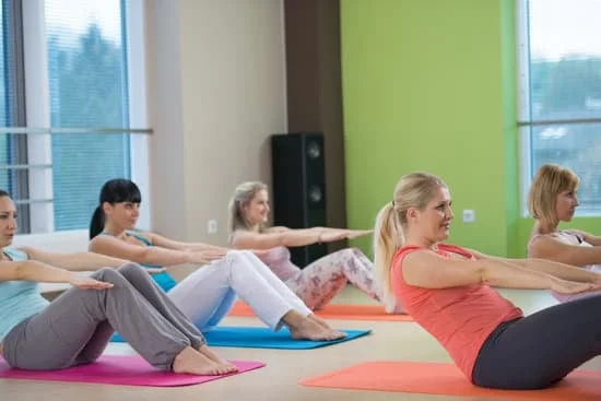 Scopri i migliori esercizi Pilates per la pancia e ottieni risultati sorprendenti in poco tempo