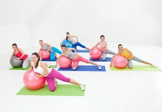 I migliori esercizi Pilates per dimagrire: scopri i nomi da provare subito