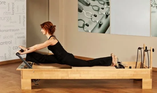 Esercizi con cerchio da Pilates per migliorare la tonicità muscolare e la flessibilità