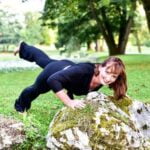 Esercizi Pilates con fascia elastica: tonifica e rafforza il corpo