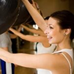 Rafforza le gambe con gli esercizi Pilates per ottenere gambe snelle e toniche