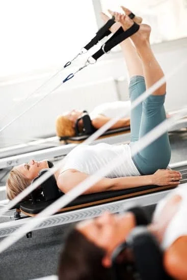 Esercizi per rafforzare le cavigliere: il miglior supporto durante le lezioni di Pilates
