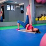 Esercizi di Pilates per le gambe: rafforza i muscoli con movimenti controllati. Esercizi di Pilates per le gambe: migliora la flessibilità e la forza muscolare. Esercizi di Pilates per le gambe: concentrazione e controllo nei movimenti per risultati efficaci