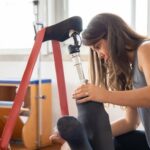 Esercizi Pilates con banda elastica: ottimizza la tua pratica per un corpo tonico e flessibile