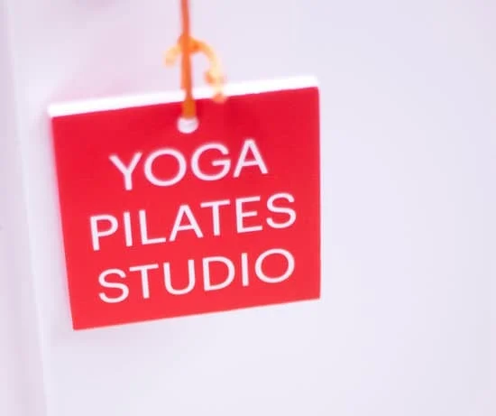 Esercizi con ball Pilates: divertente allenamento per la tonificazione e il rafforzamento