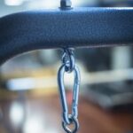 Esercizi a corpo libero con bande elastiche Pilates per tonificare e rafforzare i muscoli