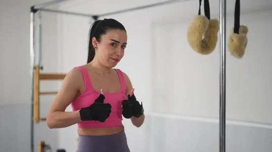 Cardio Pilates: Scopri i benefici per la tua salute e forma fisica con questo efficace allenamento