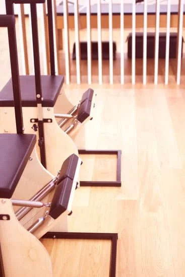 Esercizi di Pilates avanzato per una maggiore resistenza e flessibilità