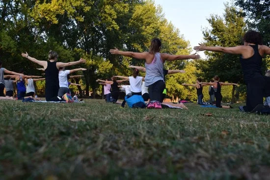 Esercizi efficaci con la barra di Pilates per un allenamento completo