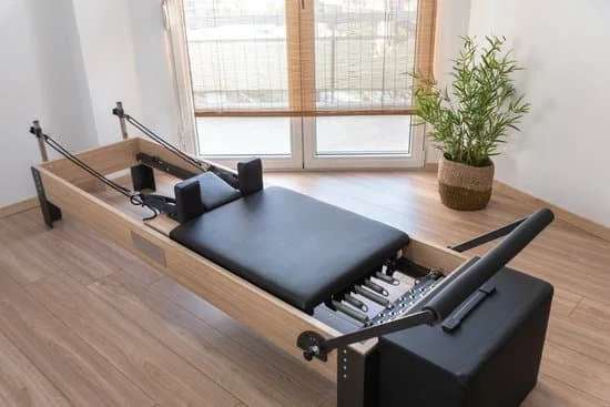 Esercizi di CERCHIO X PILATES per tonificare e rafforzare tutto il corpo